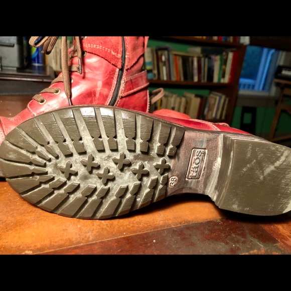 Red Taos boots - Picture 2 of 2